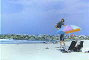 surfers.jpg (22324 bytes)