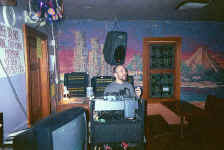dj_scott.jpg (229927 bytes)