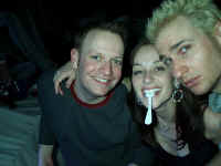 me_lindsay_mike.JPG (49861 bytes)