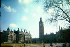 parliament_square.jpg (176334 bytes)