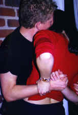 flange_attack.jpg (75819 bytes)