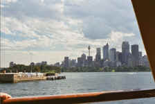 sydney.jpg (122899 bytes)