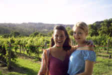 kt_kelly_vinyard.jpg (137959 bytes)