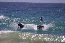 surf2.jpg (145770 bytes)