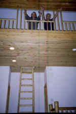 vail_balcony.jpg (112273 bytes)