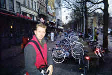 al_bikes2.jpg (311276 bytes)