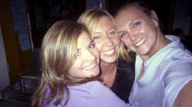 bitsy_renee_steph.jpg (86883 bytes)