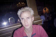me.jpg (81166 bytes)