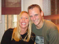 renee_dan.jpg (127885 bytes)