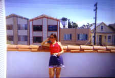 kt_alex_apartment.jpg (80197 bytes)