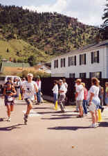 last sprint.jpg (94052 bytes)