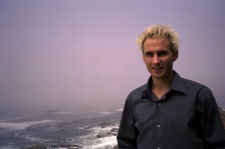 me_sea.jpg (58475 bytes)