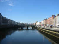 liffey.jpg (103807 bytes)