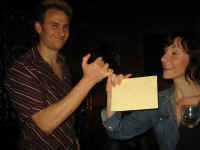 me_kelly_fingers.jpg (99151 bytes)