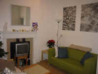living_room.jpg (94575 bytes)
