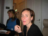 sara.jpg (88084 bytes)