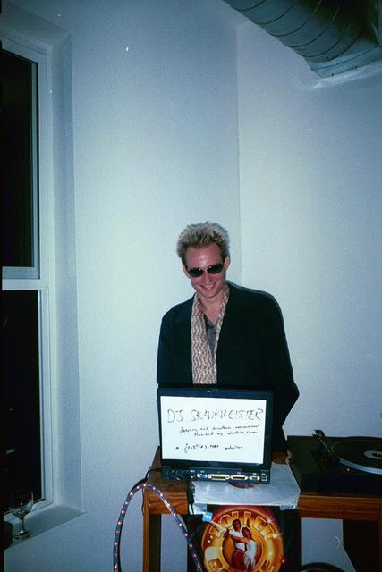 11_dj_skankmeister.jpg