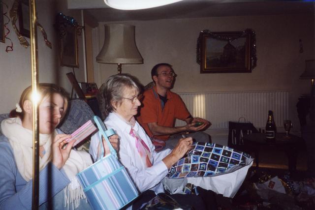 20_opening_pressies.jpg