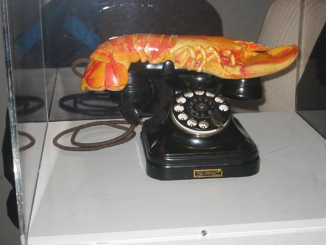 6_dali_phone.jpg