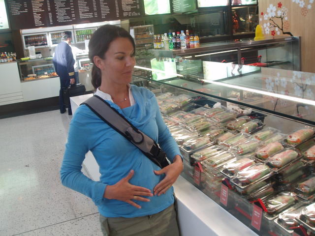 26_yummy_sushi_sydney_airport.jpg