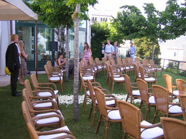 empty_chairs
