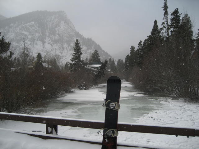 crossing the (icelandic) creek home