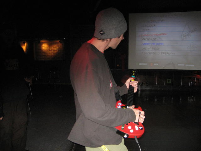 chill nightclub...and its guitar karaoke