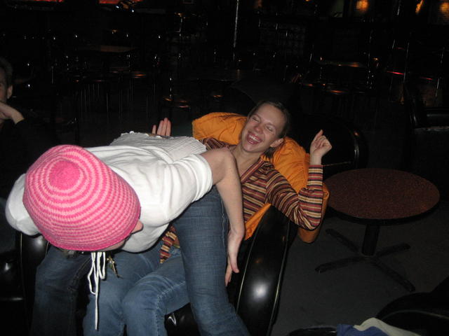 jess_kelly_lapdance_2