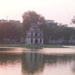 14_hanoi_lake2.jpg