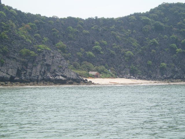 10_halong_home.jpg