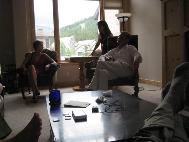 shannon_kt_sean_lounge