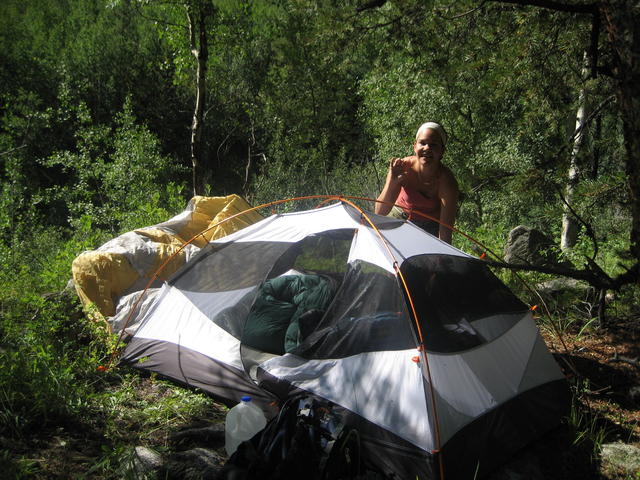 tent_on_creek