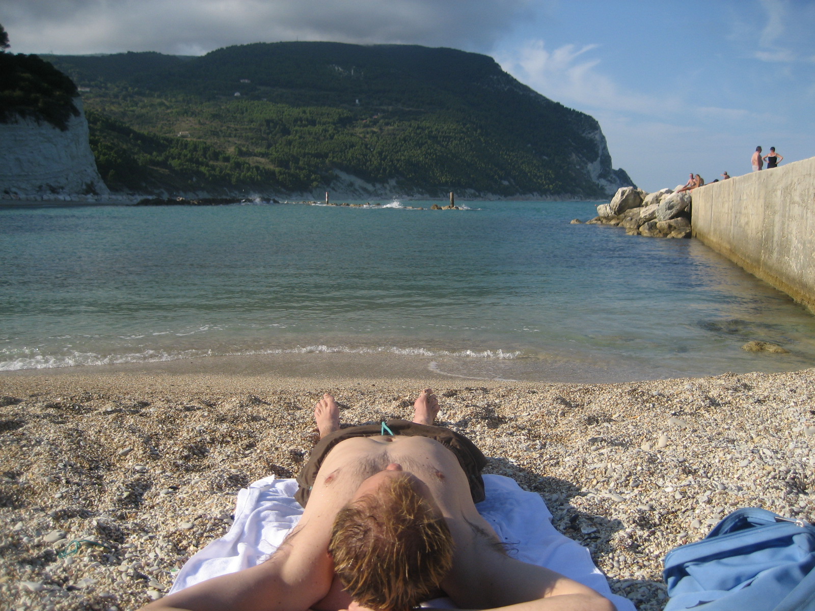me_sirolo_beach.JPG