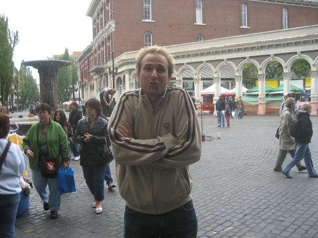 saturday market at skidmore_fountain