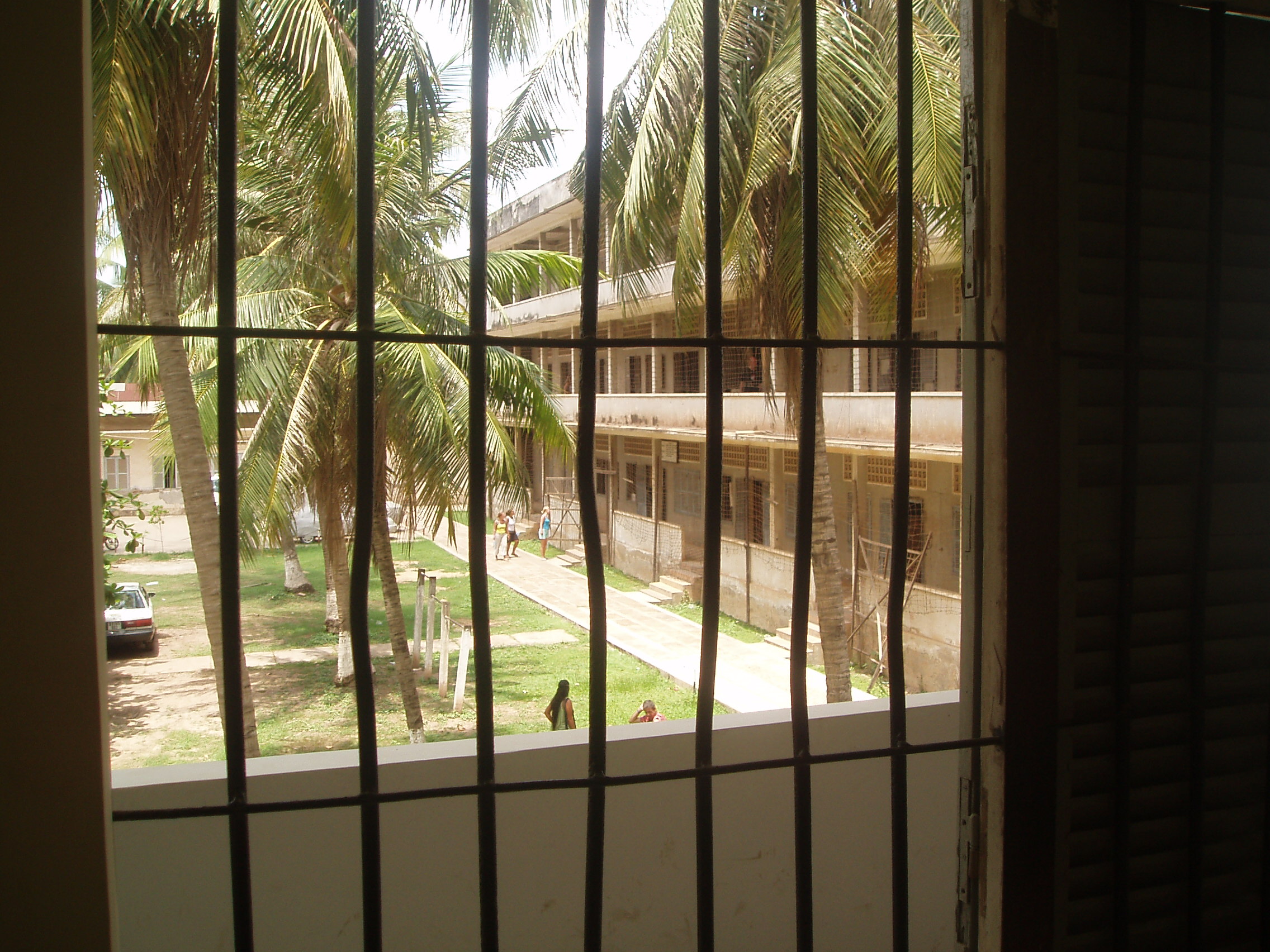 34_tuol_sleng2.jpg