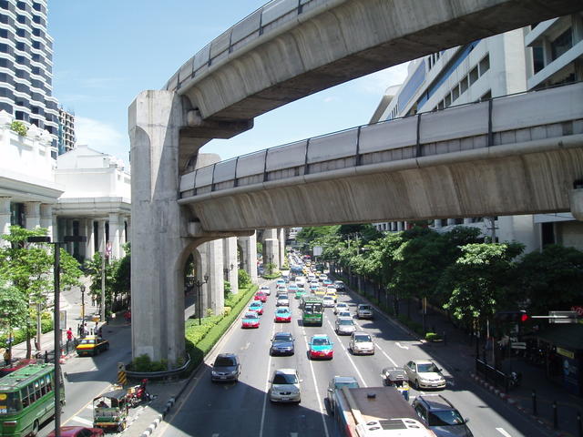 3_bangkok_freeway.jpg