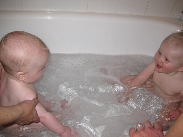 bath_chums