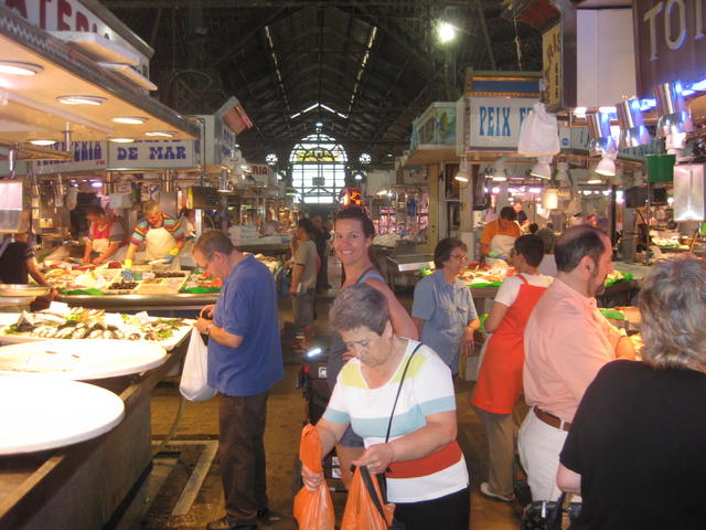 st_antoni_market