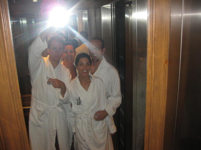 vail_mountain_lodge_crew