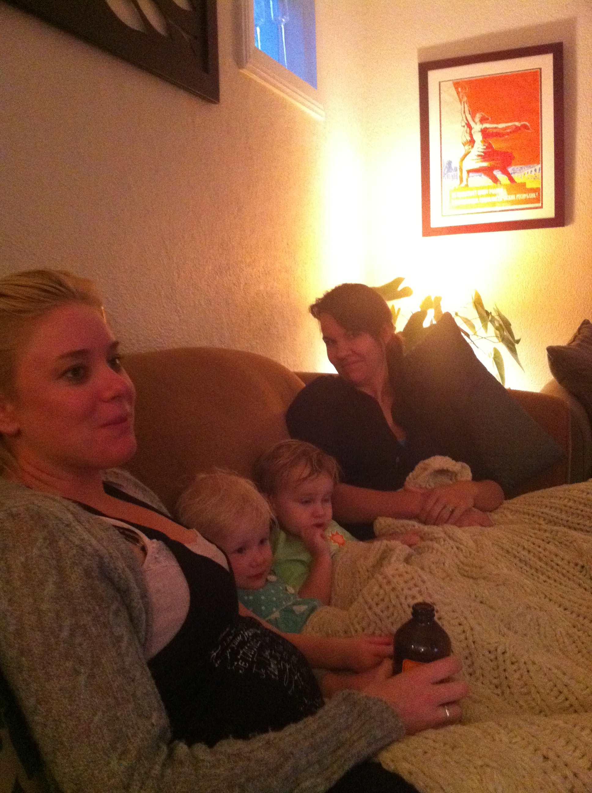 kt_kelly_tessa_ollie_sofa