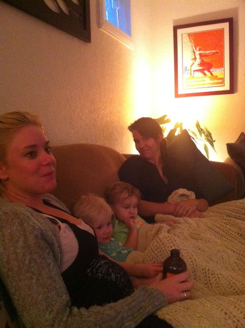 kt_kelly_tessa_ollie_sofa