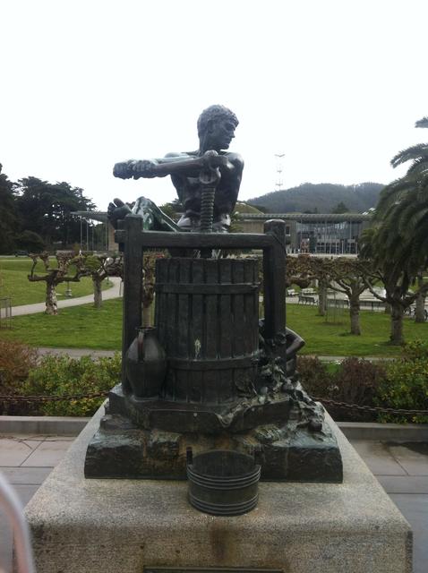 golden_gate_statue