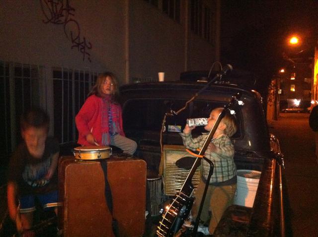 stephens_truck_alina_silas_ollie2