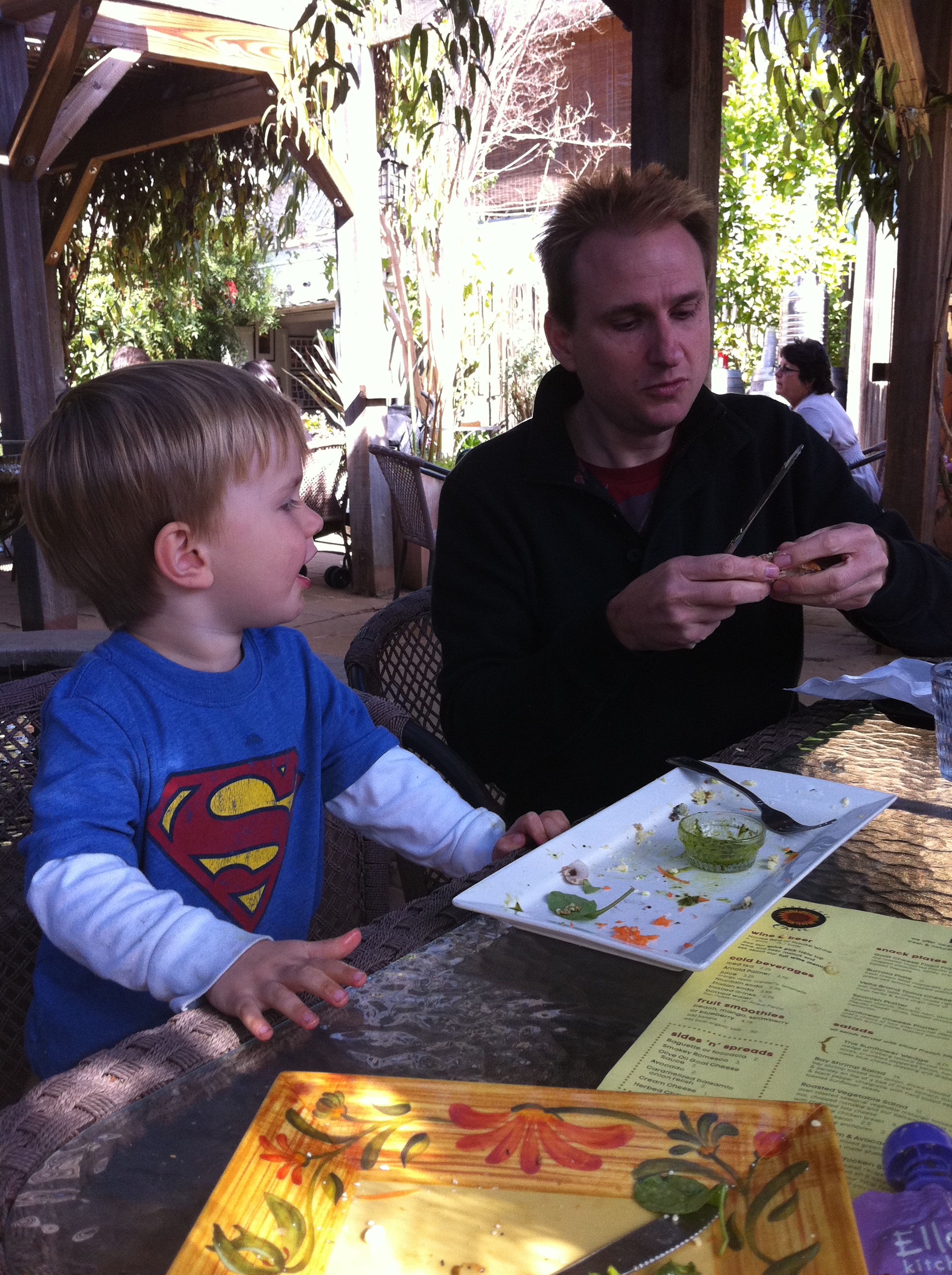 me_ollie_sonoma_cafe