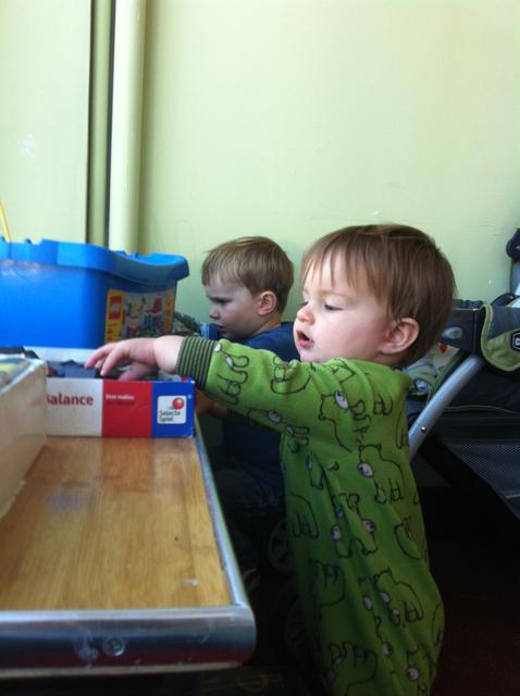 theo_ollie_precita_park_cafe