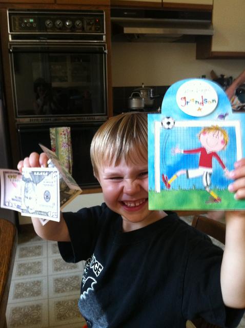 ollie_grandparent_gift