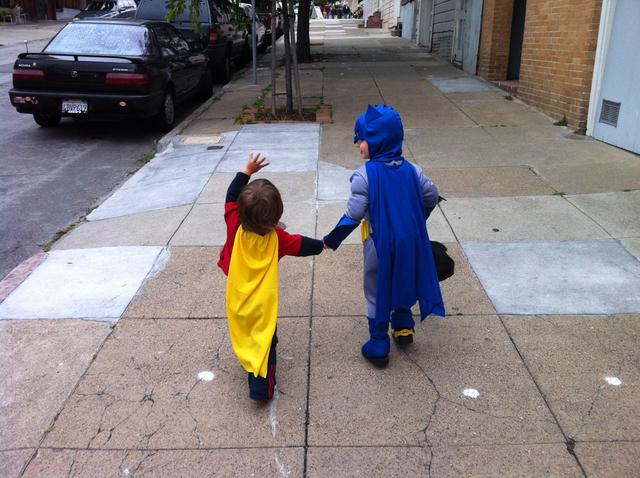 trick_or_treat_brothers