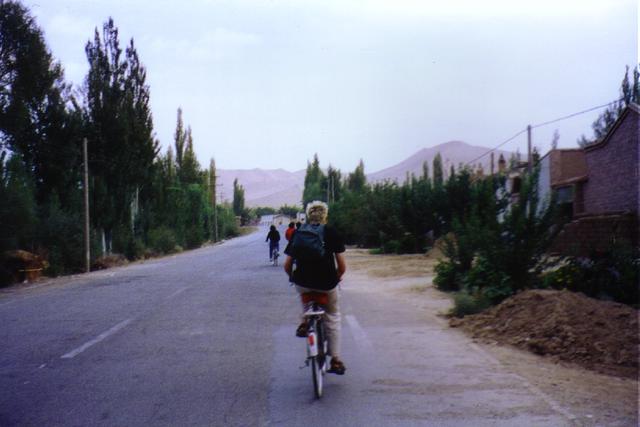 bike_urumqi.jpg