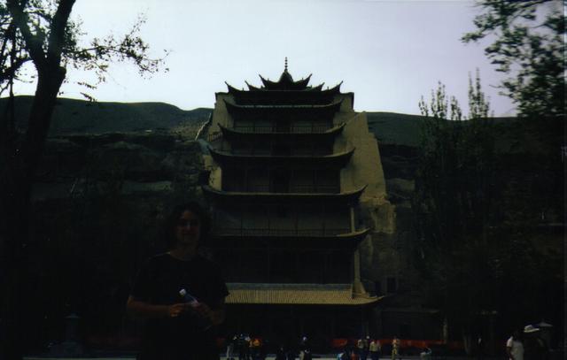 dunhuang_temple.jpg