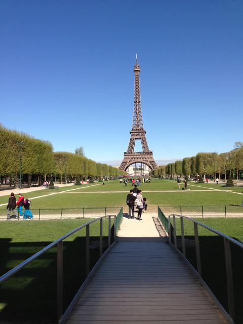 eiffel_tower